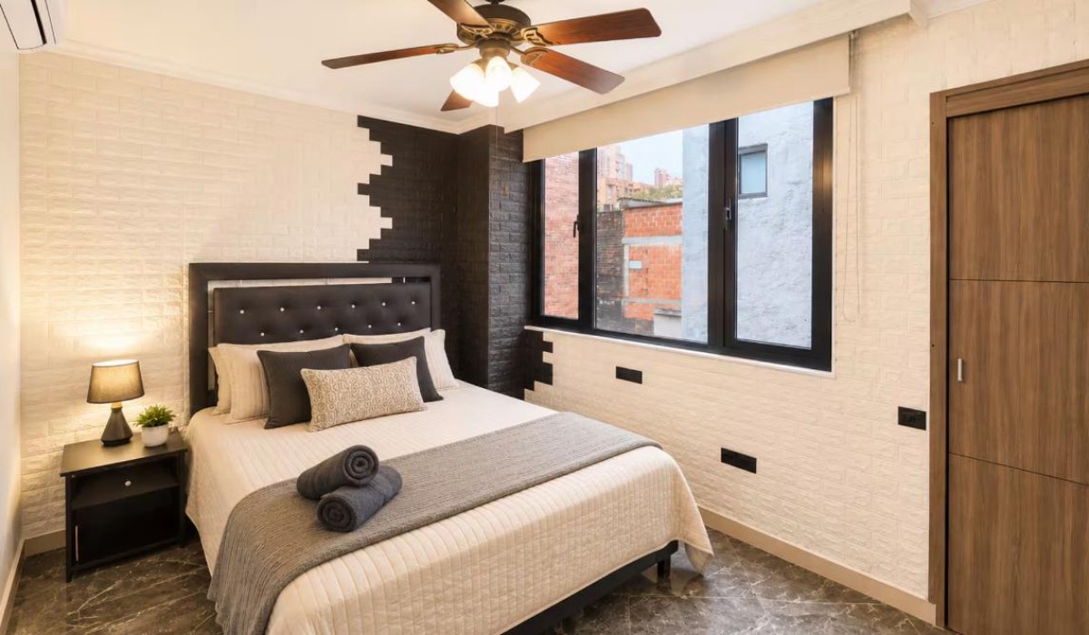 Renovated Luxury Apartment Poblado Lleras Provenza