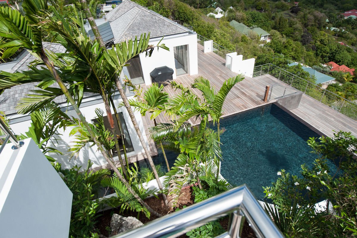 Modern villa St Barths overlooking the valley of Vitet with beautiful views over the Caribbean ocean