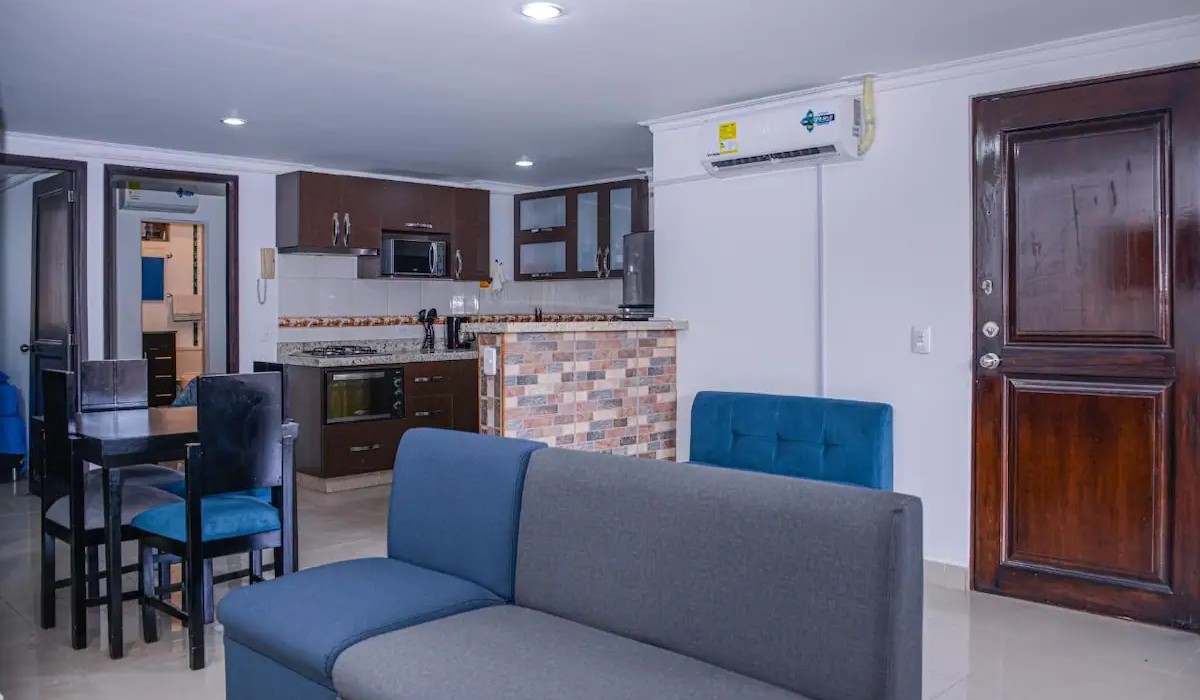 LAURELES APARTMENT Getsemany building 901