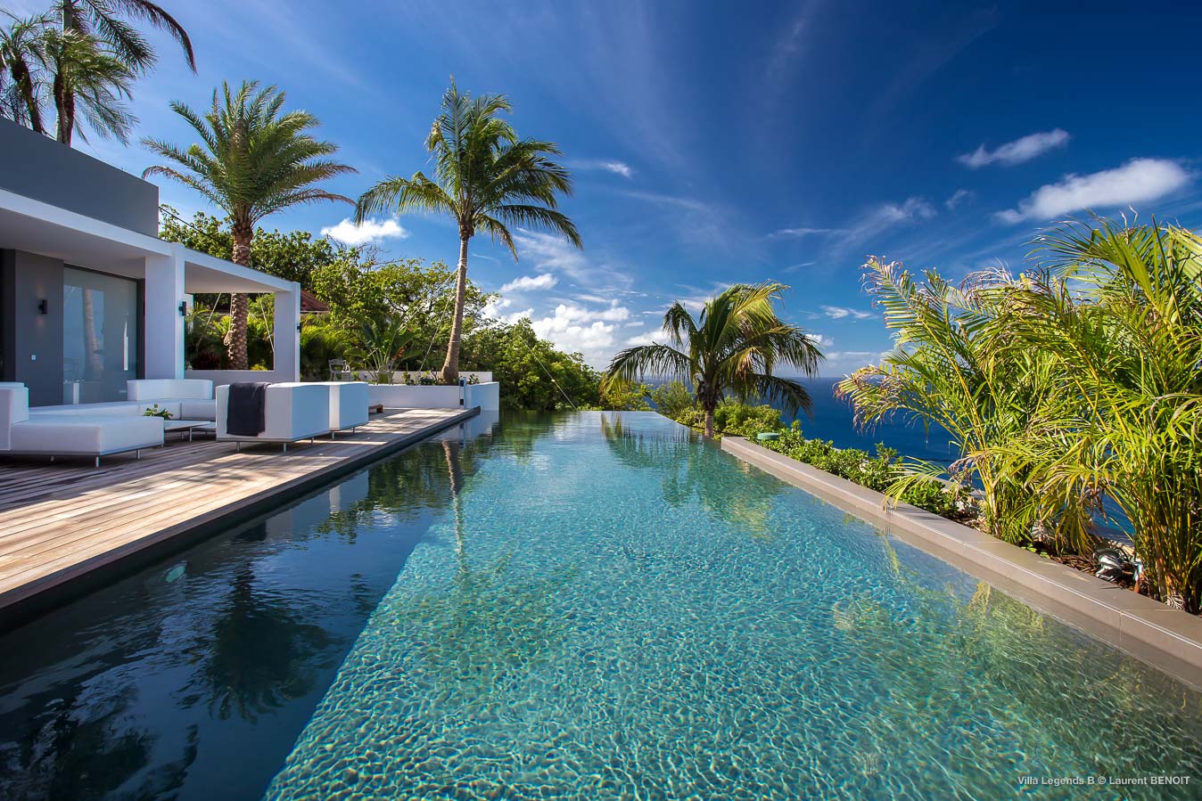 Brand new contemporary Luxury Vacation Rentals offers spectacular sunsets and views